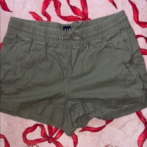 GAP Women's Olive Cargo Shorts